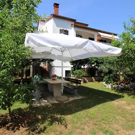 Apartment Studioapartment Sabina Mit Grill, Am Waldrand *